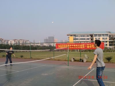 庆快乐节日,强团队体魄——外国语学院学生工作办公室第一届羽毛球赛顺利举行